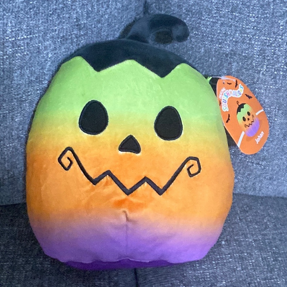 Squishmallow NWT